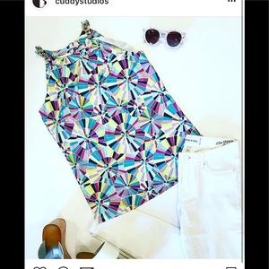 Cuddy Studios/ multicolored pattern top. Sz M